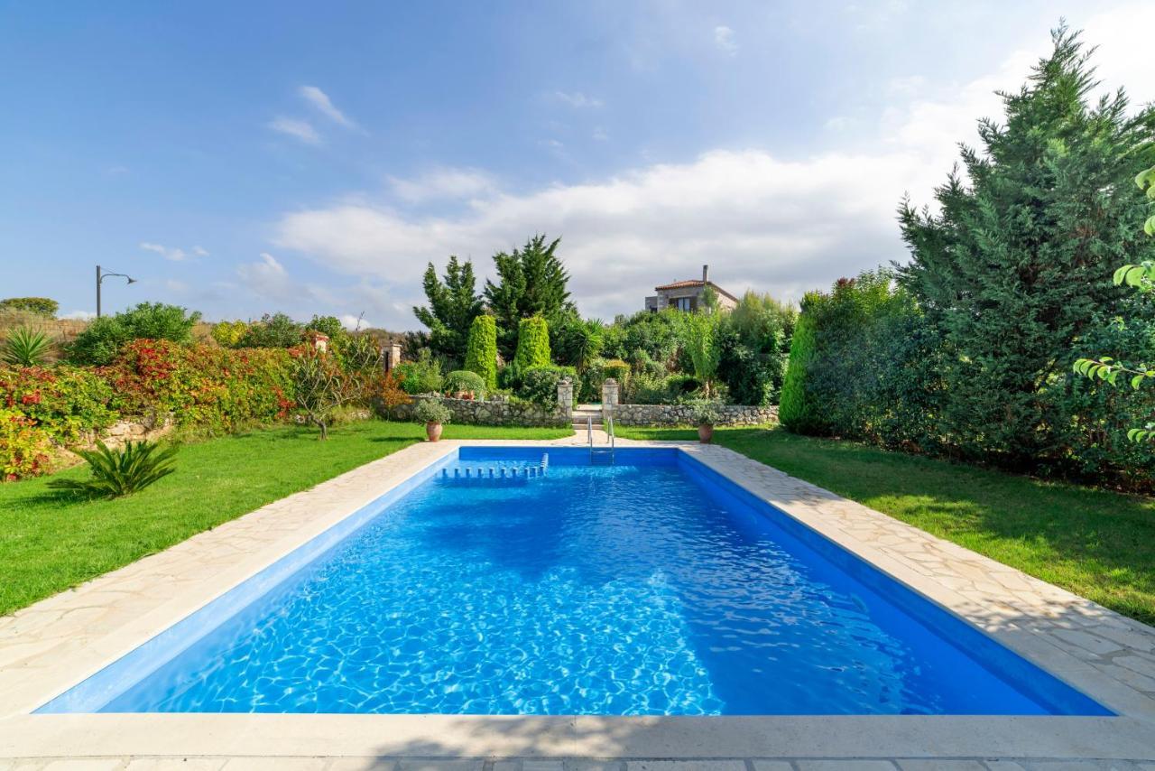 Scenery Villa Vamos 2 Exterior photo
